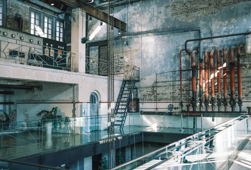 Industrieel pand omgebouwd tot moderne loft